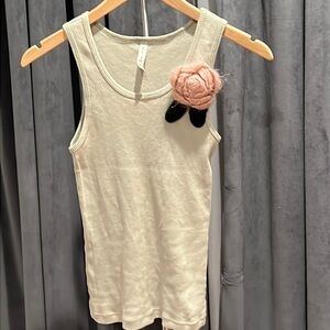 Baby tank with flower appliqué